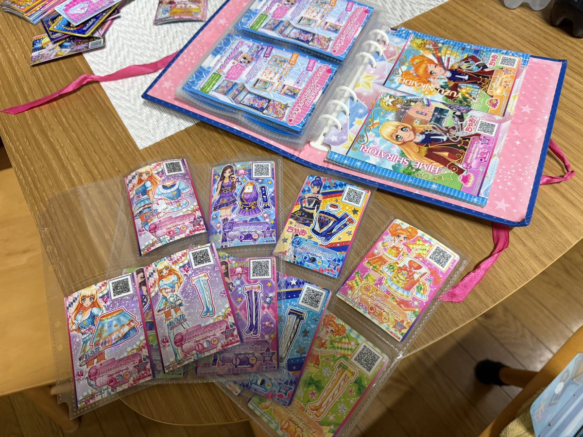 スターズからオンパレまでのアイカツカードなら沢山残ってるんだよなぁ