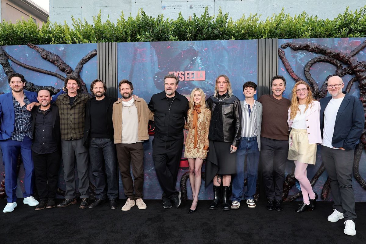Stranger Things Updates tweet media