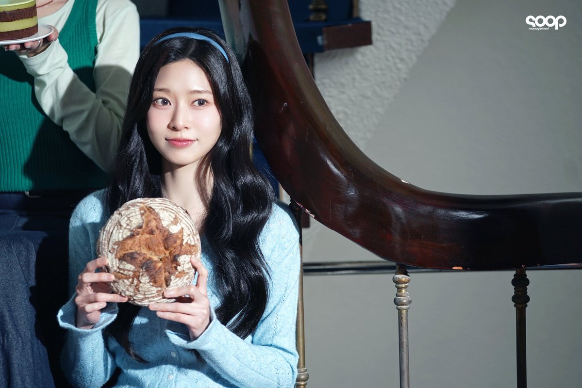 Kim Minju Updates tweet media