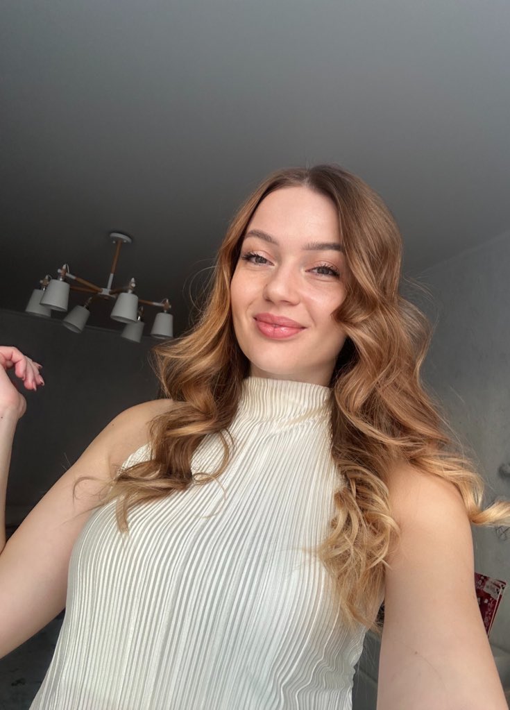 LiLi Storm X tweet media