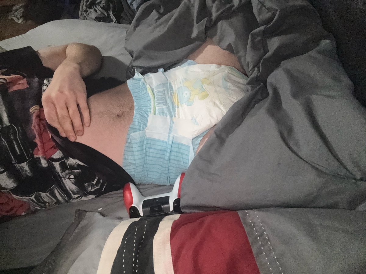 MessyMilkyBaby tweet media
