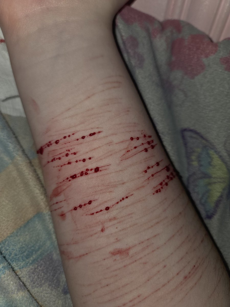 ❥ sp4de ⸝⸝⸝ shtwt 🔪 tweet media