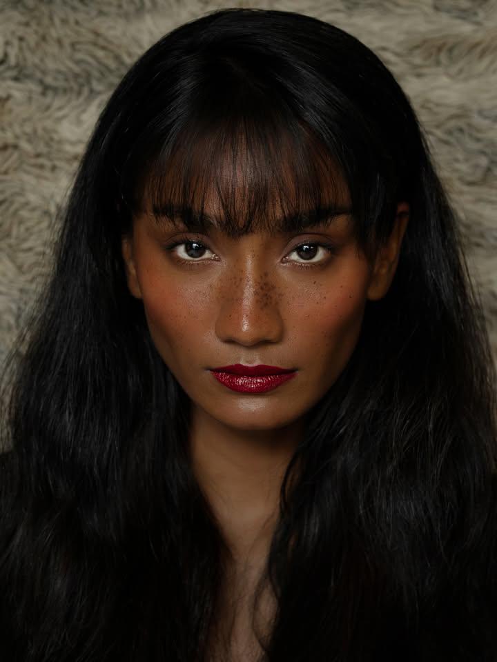 lostinsfictionn's tweet photo. indian model amy .★ ݁˖ https://t.co/CutBHRdMaY