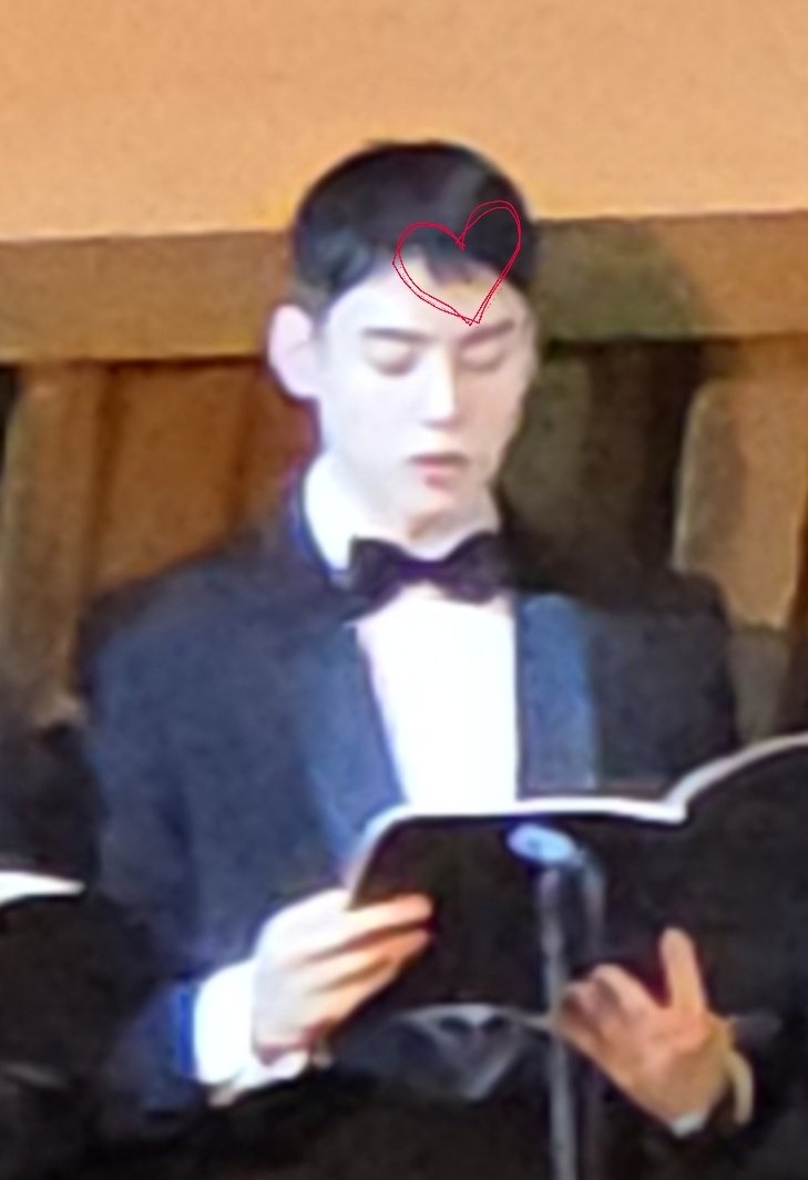 디마유 tweet media