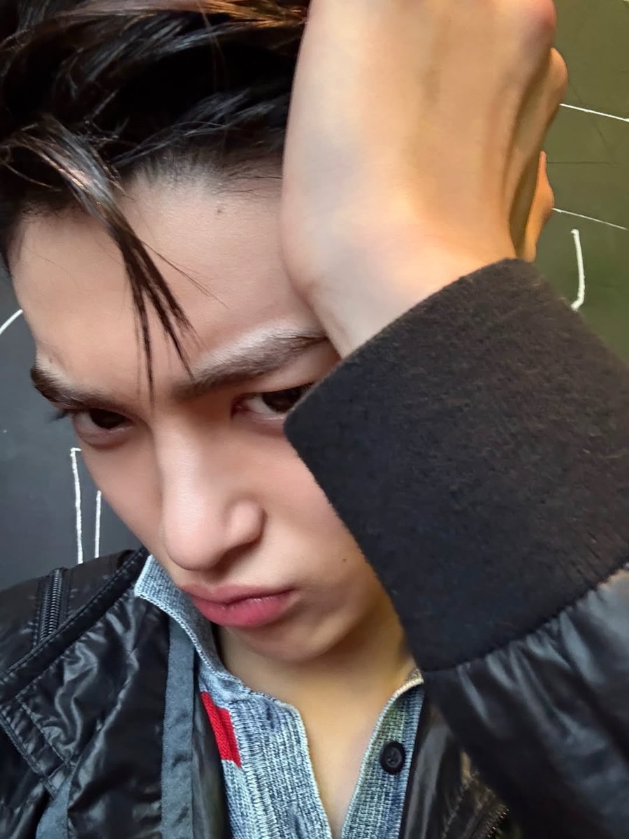 keonho pics tweet media