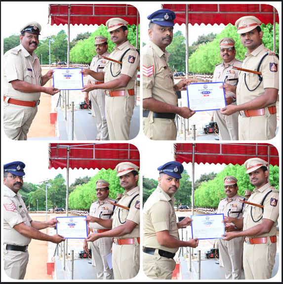 SPTumkur's tweet photo. ಅತ್ಯುತ್ತಮವಾಗಿ ಕರ್ತ್ಯವ್ಯ ನಿರ್ವಹಿಸಿದ ಅಧಿಕಾರಿ ಮತ್ತು ಸಿಬ್ಬಂದಿಗಳನ್ನು "Cop Of The Week" ಎಂದು ಗುರುತಿಸಿ ಪ್ರಶಂಸನಾ ಪತ್ರ ನೀಡಲಾಯಿತು.
#TumakuruDistrictPolice
#CopOfTheWeek
@venkatashok
@KarnatakaCops https://t.co/0dvRe2OWMZ