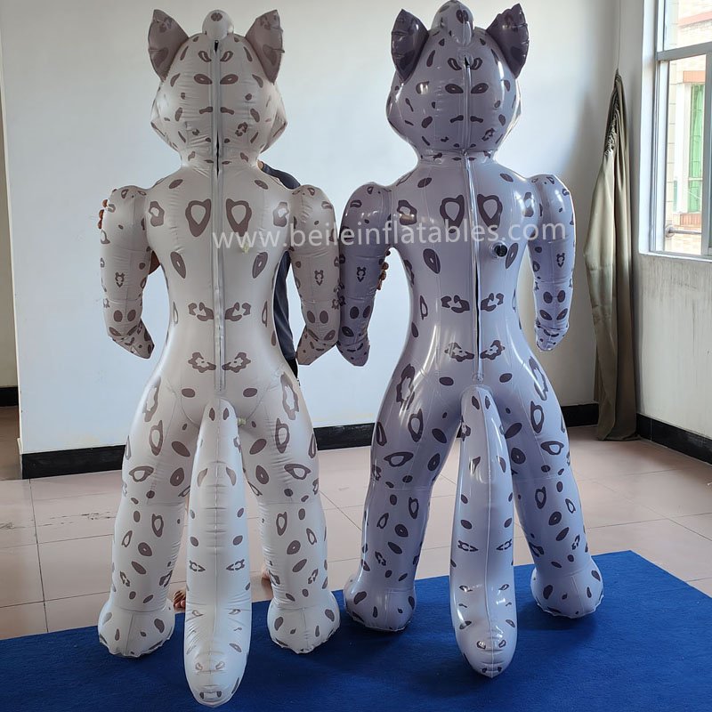 BeiLegirl's tweet photo. I can't imagine how happy I would be if I put on this inflatable snow leopard suit!
#inflatablesnowleopardsuit
#inflatablepvcsuit
#inflatableanimalsuit
#inflatablecosplaysuit
#inflatableclothes
#inflatableballsuit https://t.co/3zhxUDJLMb