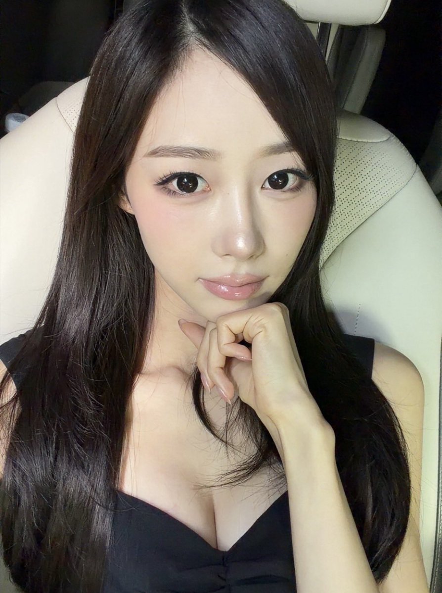 멜로우 tweet media
