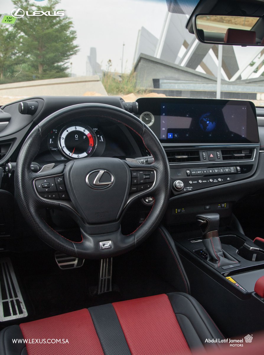 LexusKSA's tweet photo. مساحتك الخاصة .. بلمسات رياضية

#LexusIS​⁣
⁣
#لكزس #لكزس_السعودية https://t.co/jatbu5AoJN