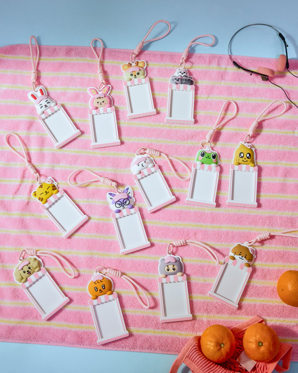 WTS LFB SEVENTEEN MINITEEN ICE CREAM VER Random keyring - 850