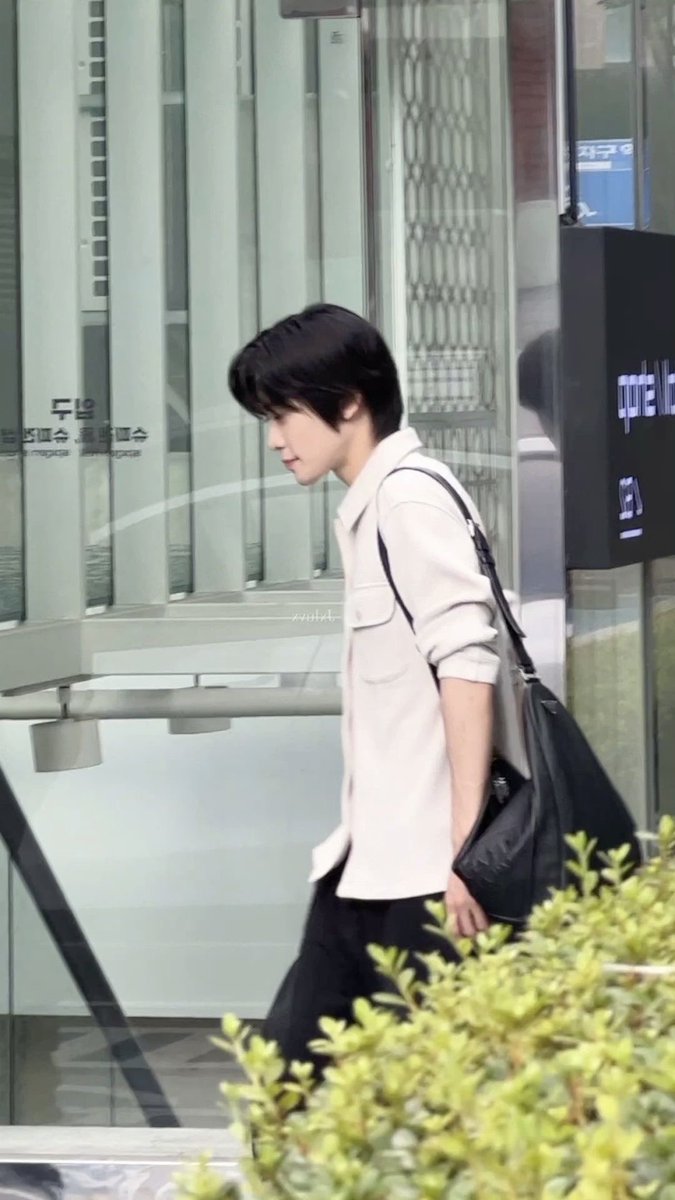 𝗰𝗵𝗶𝗰𝗮 𝓙 ෆ⃛ tweet media