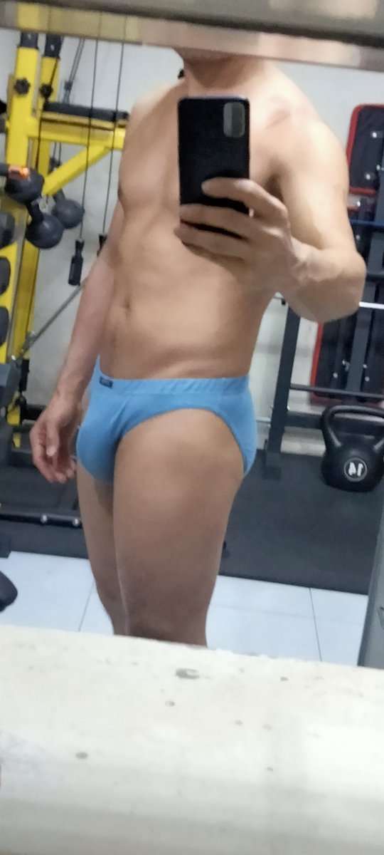 Thong tweet media