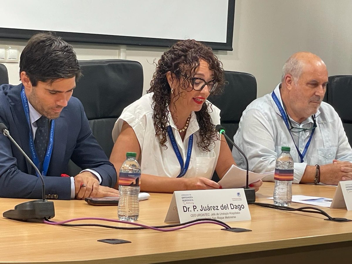 AeeqSpain's tweet photo. Jornadas de #EnfermeríaQuirúrgica de #Canarias 🏥✨
Un foro científico para compartir conocimiento, innovación y compromiso con la seguridad del paciente.
#AEEQ #Enfermería #Quirófano #Canarias https://t.co/4uqnlkwQt1