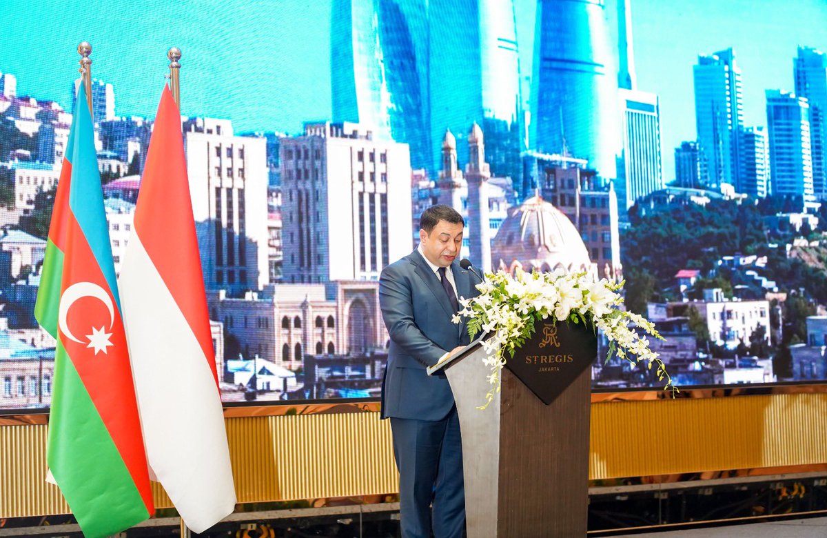 AzEmbIndonesia tweet media