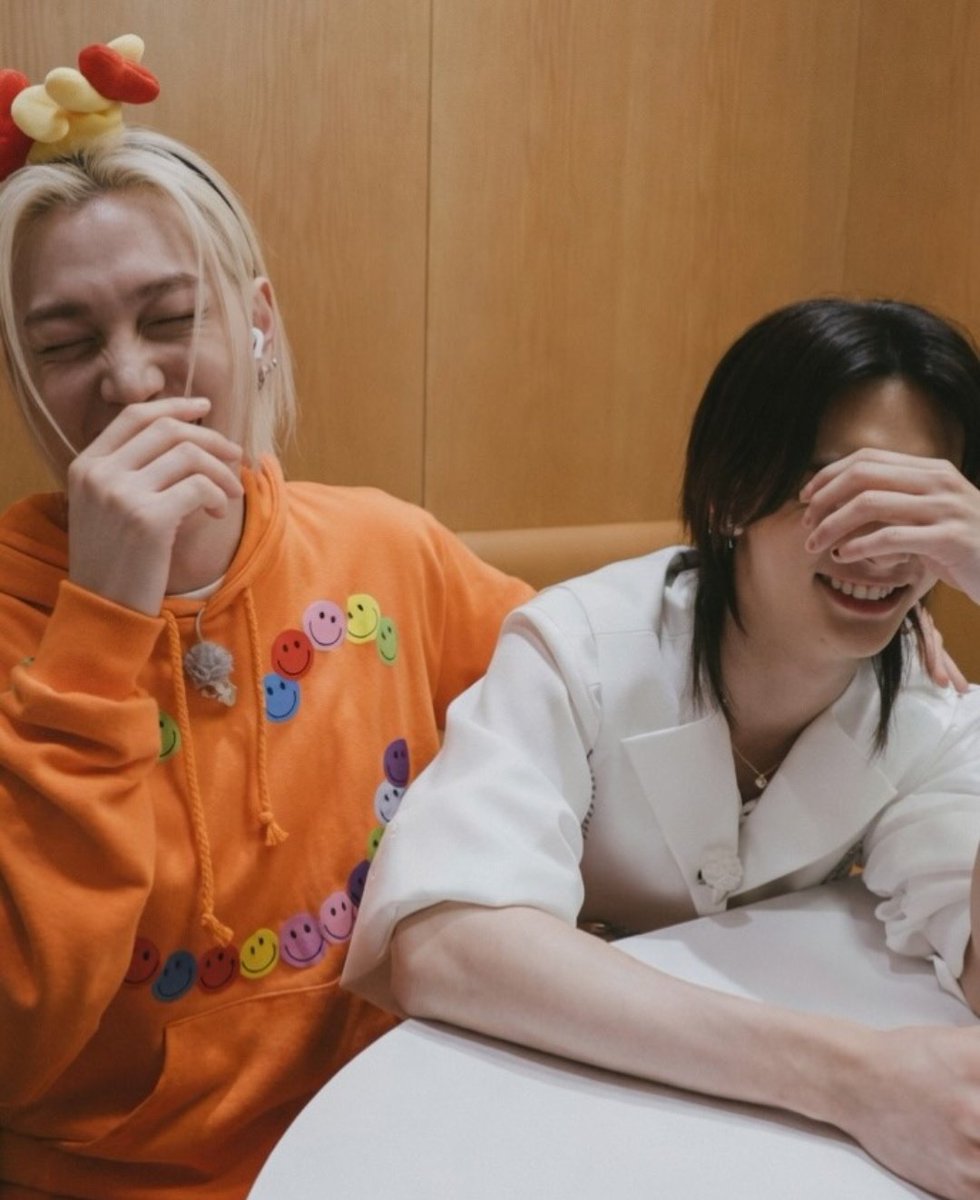 hyunecafe's tweet photo. i love them so muchhhh https://t.co/APyGMzTaqr