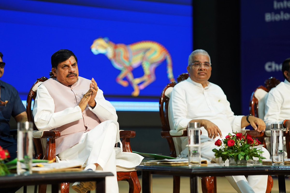 Chief Minister, MP tweet media