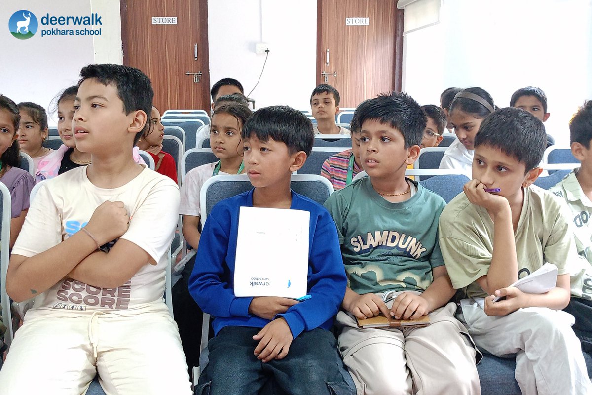 deerwalkpokhara's tweet photo. 𝗣𝗮𝗿𝗲𝗻𝘁𝘀 𝗧𝗮𝗹𝗸 | 𝗚𝗿𝗮𝗱𝗲 𝗩 &amp; 𝗩𝗜

Learning and knowledge are not limited only to the classroom. Our parents are also involved in different professions and fields, and their experiences can be truly inspiring for our students. 

#deerwalkpokharaschool #ParentsTalk https://t.co/xReDoneVRB