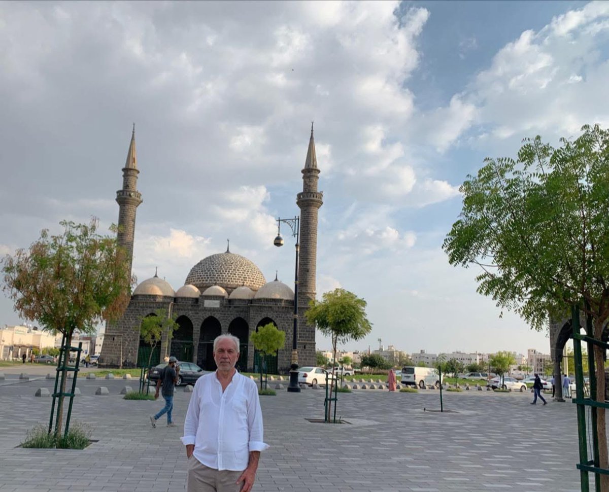ksaracoglu43's tweet photo. "Nice âdil (gözüken) insanlar vardır ki, zâlimdirler."
                                                                               Hz. Ali
Özü sözü bir olanlardan olabilmek duasıyla...
Cuma’nın hayrı ve bereketi üzerinize olsun. 
Selam ve Dua ile. https://t.co/7vhywf1LcD
