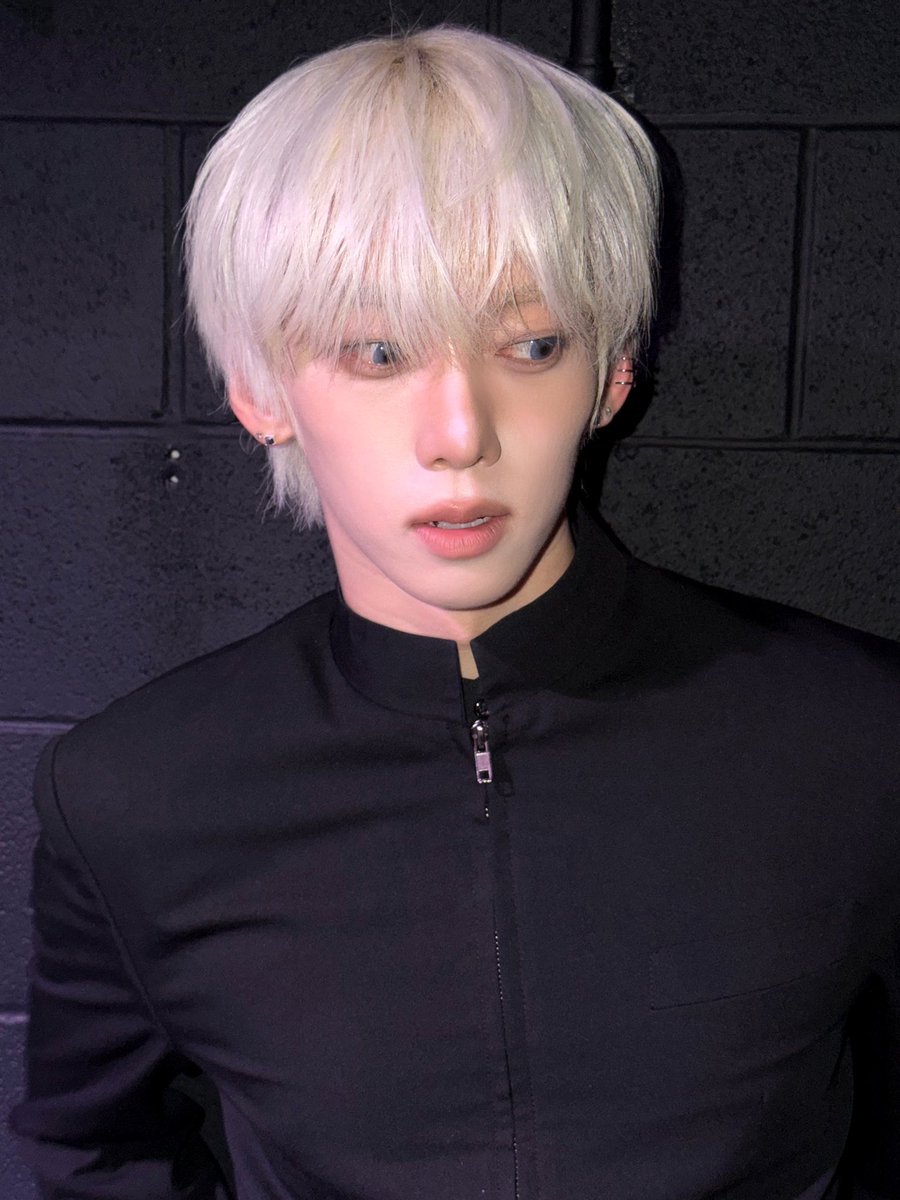 _AMPERSANDONE_'s tweet photo. 🦭🦛🦦⚡️🧈🥧🍿

#앰퍼샌드원 #AMPERSANDONE 
#나캠든 #KAMDEN https://t.co/jS2v7OqYGx