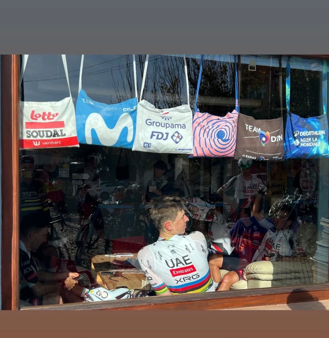Musette Cafe tweet media