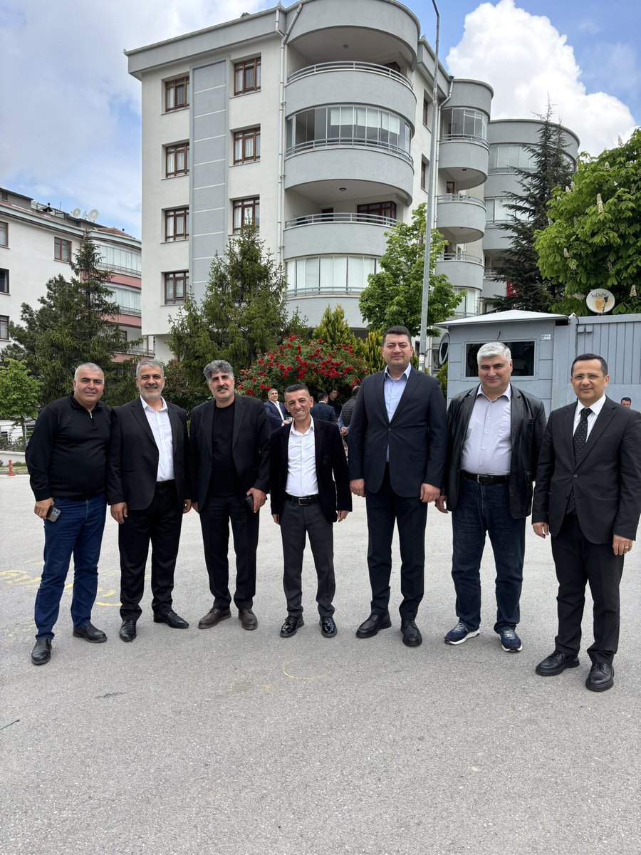 ÖZGÜR ÇELİK tweet media