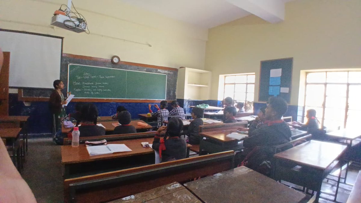 kvooty's tweet photo. Day 5 of Bharatiya Bhasha Summer Camp 
Culture appreciation, Development of listening skills; Awareness about the local heroes / freedom fighters/ artists/ eminent people, etc. https://t.co/dg6PhWoGw6