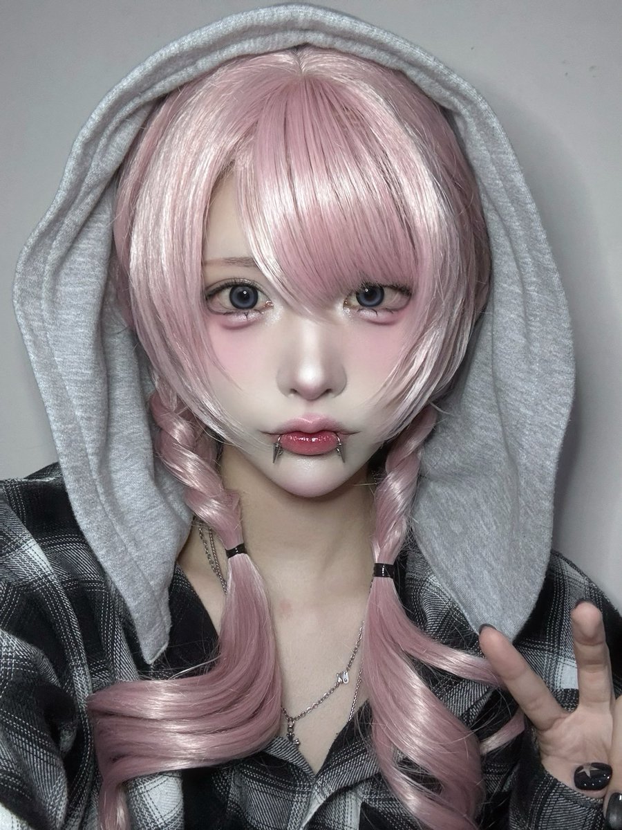 ♡ミシャコシャ壁掛けミラーピンク髪の可愛い女の子作家陶器作家置物作家ぬいぐるみ ミソ(miso)｜ホットペッパービューティー