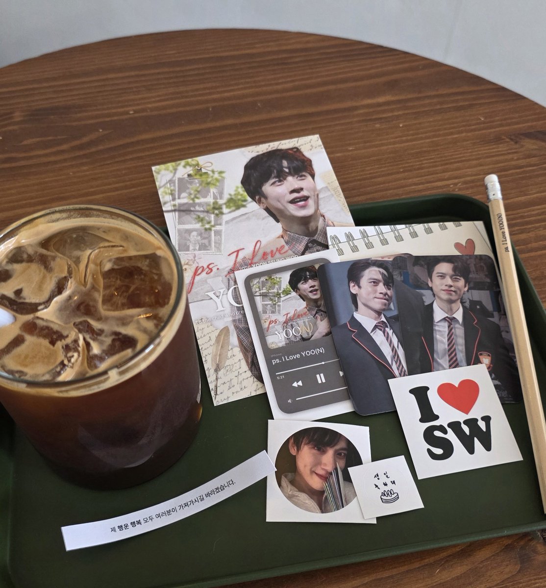 _I_m1210's tweet photo. #T0_SW
#5월의_꿈을_꾸는_승우야
#ps_I_LOVE_YOO_N
승우 생일 축하해🎂🎉🥳 사랑에 관련된 한마디 쓰는 곳에 승우 사랑합니다 써놨네♥️ 추신 뽑은거 은밤 막공 소감이당// 사랑이 가득한 공간에서 행복한 시간 보내다가요 ꒰ ⸝⸝ɞ̴̶̷ ·̮ ɞ̴̶̷⸝⸝꒱ෆ https://t.co/fBGWh1ILeK