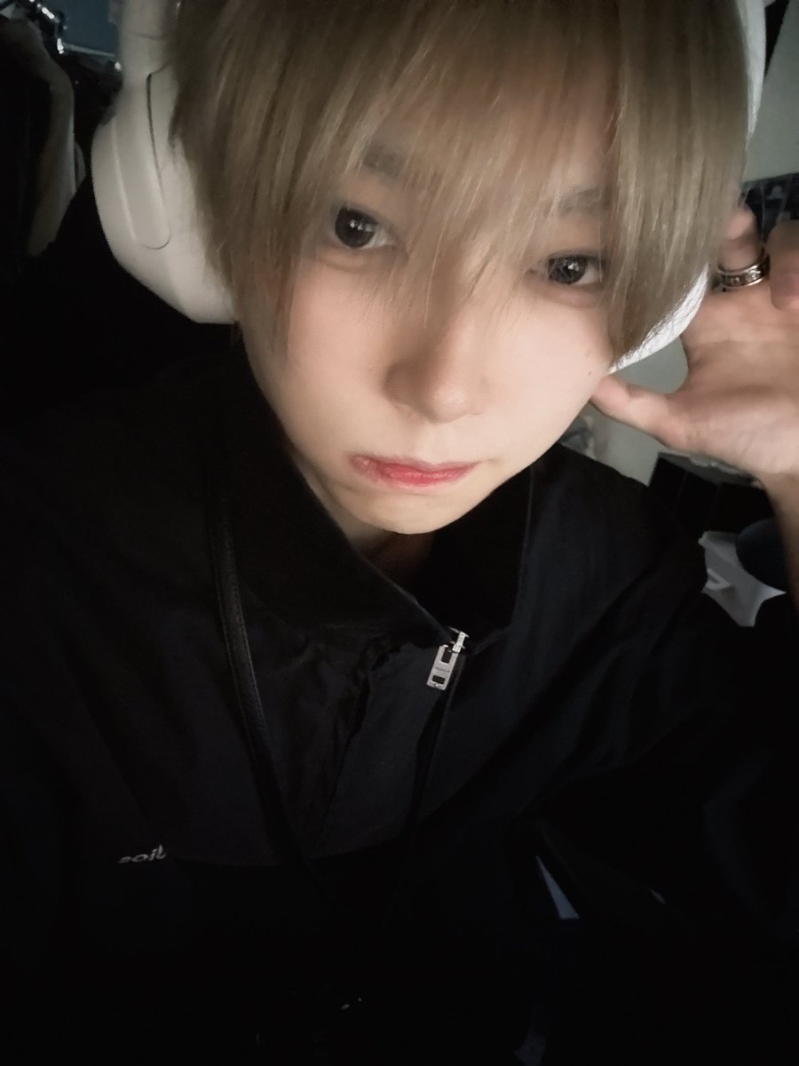 十 tweet media
