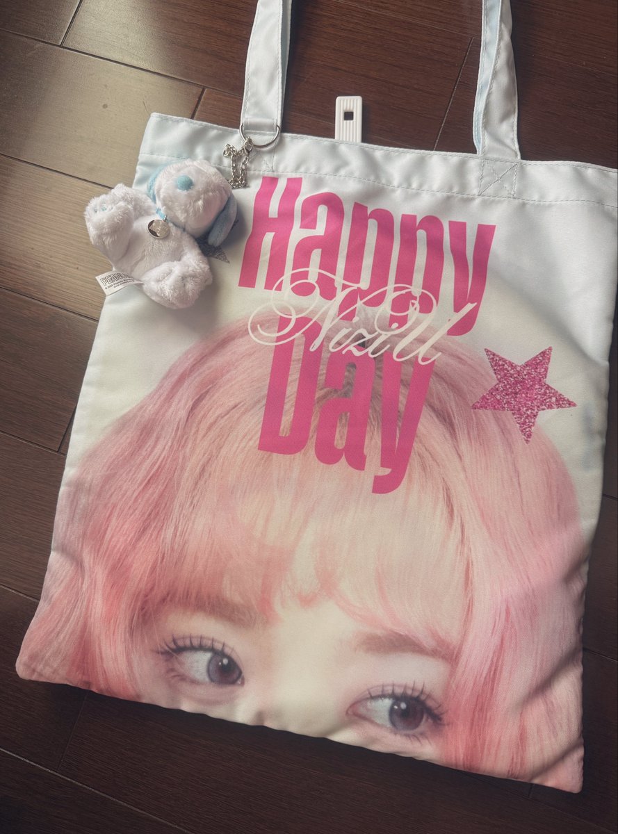 もし買うの迷われてるWithUがいたら… トートバッグはこんな感じ👜 ①