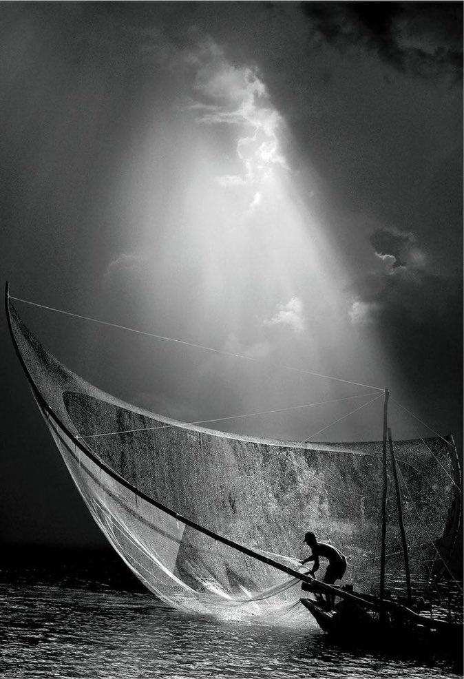 JJ20439717's tweet photo. Fan Ho https://t.co/7bC2DQpy8V