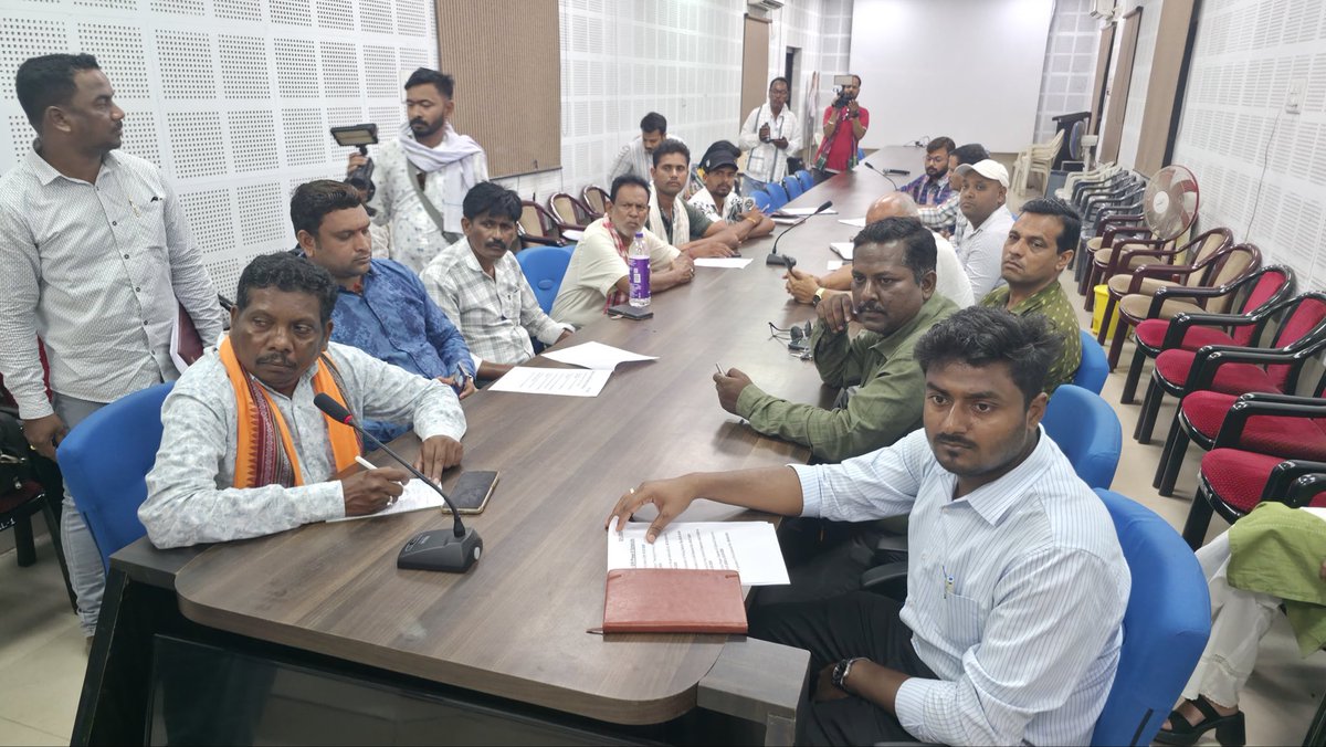 Collector & DM, Balangir tweet media