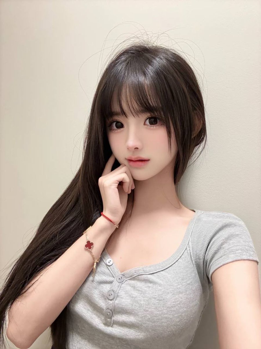 candice_gr10430's tweet photo. 北京学生 清新女孩
皮肤雪白 身材匀称
气质清纯 腿型修长 https://t.co/OWTWhdisgF