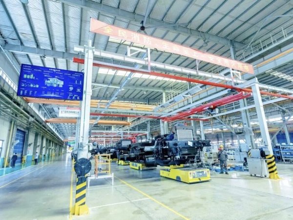 superegn's tweet photo. Lovol Heavy Industry launched its 2026 Mining Equipment Technology Exchange Conference in Yangzhou, focusing on green, low-carbon, and intelligent mining solutions for the future of the industry. ⛏️🌱
#Lovol #Mining #SmartMining #MiningEquipment #GreenTechnology https://t.co/jXYlQKP2Q6