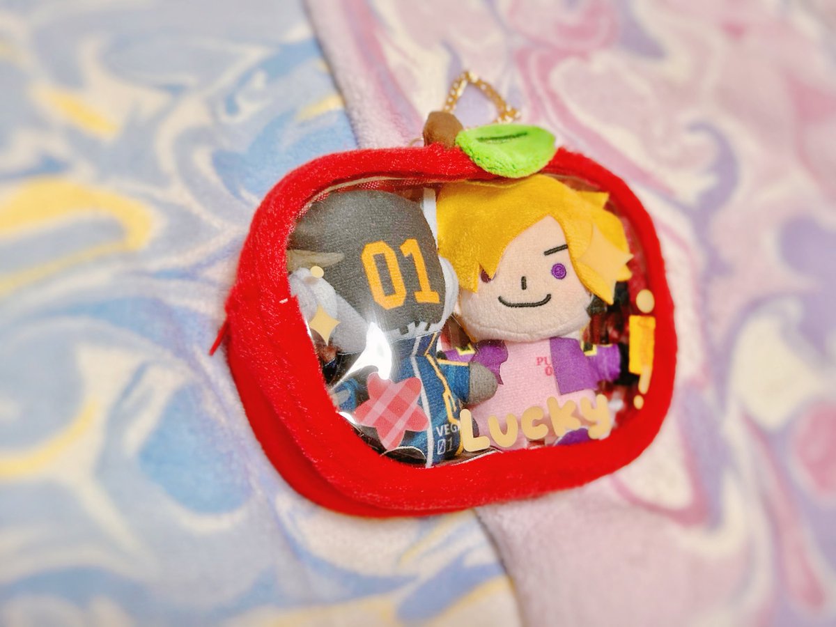 悩んで辞めた🍎ポーチがユザワヤにあったから買ってしまったけど