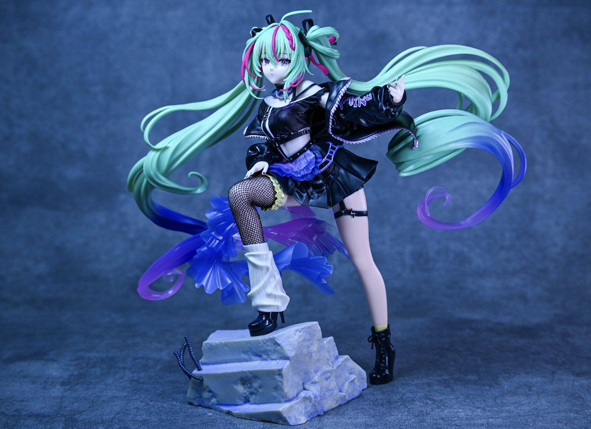 リクエストフィギュア現在 19個セット 幅83cmコレクションラックワイドタイプ 専用オプション 奥行29cm専用