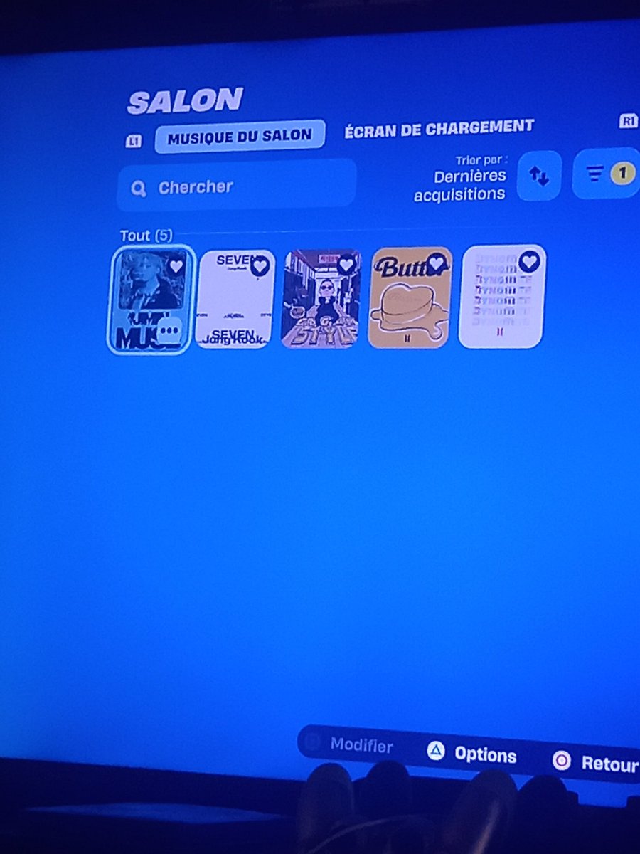 elopsgbts's tweet photo. @FortniteFR y a un bug dans le salon soit le son de mes musiques est sur off soit ça me dit que j'ai aucune playlist alors que j'ai misnmes favoris(@bts_bighit ) en aléatoire https://t.co/eDEqDzAOUk