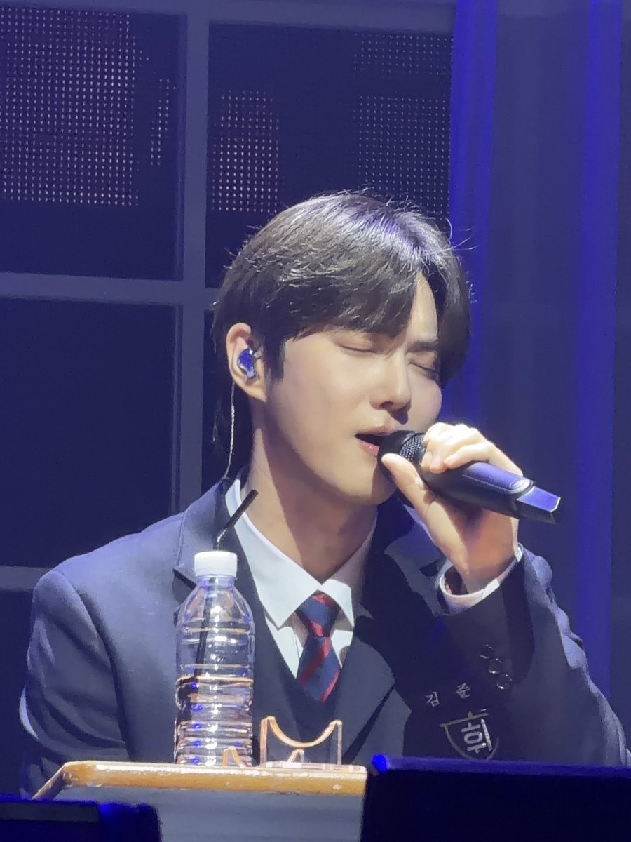 handsomexonly's tweet photo. 기다림이 즐거우면 사랑이지🎂 https://t.co/AwV5Z0BFMc