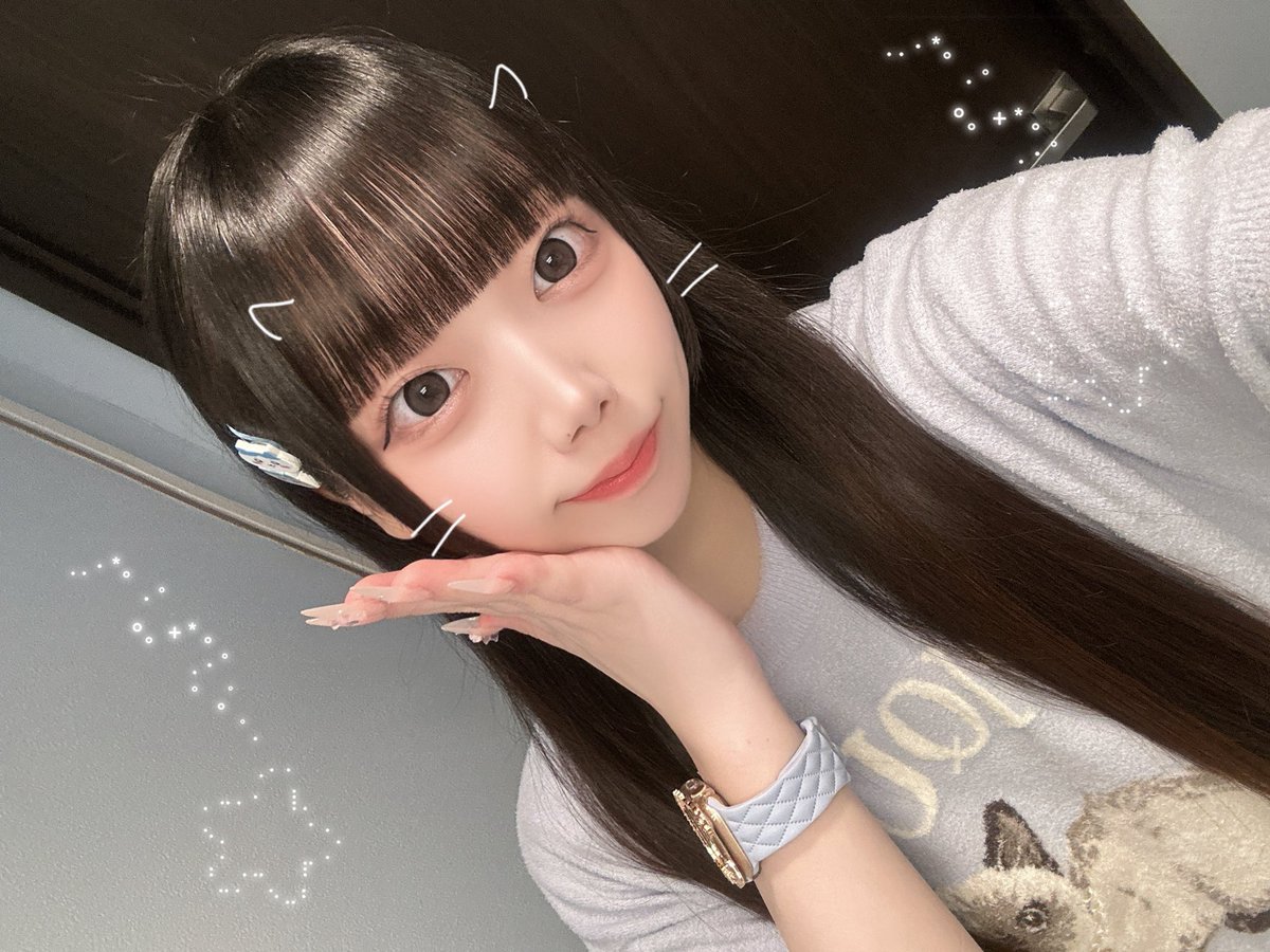 あいか tweet media