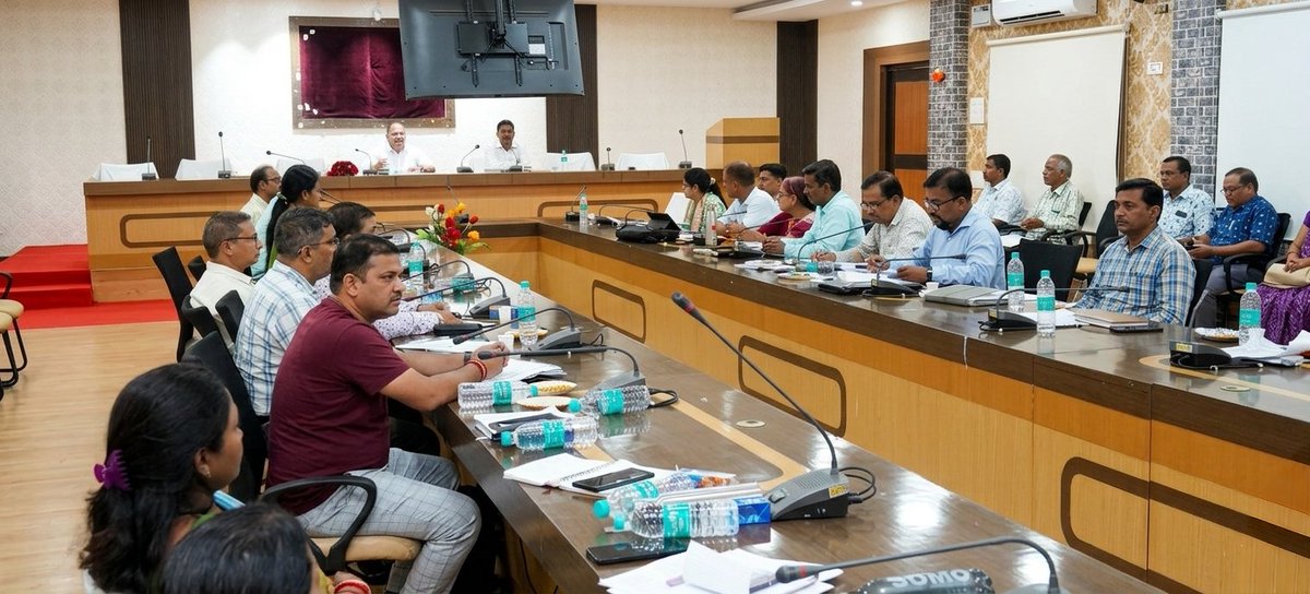 Collector & DM, Malkangiri tweet media