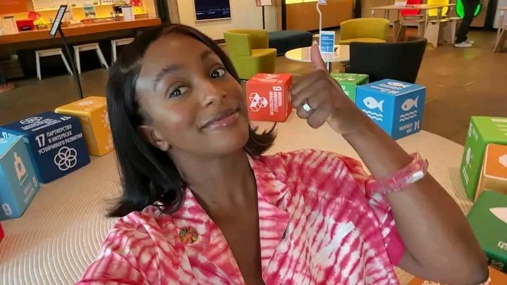 Melanin Queen👑🌹 tweet media