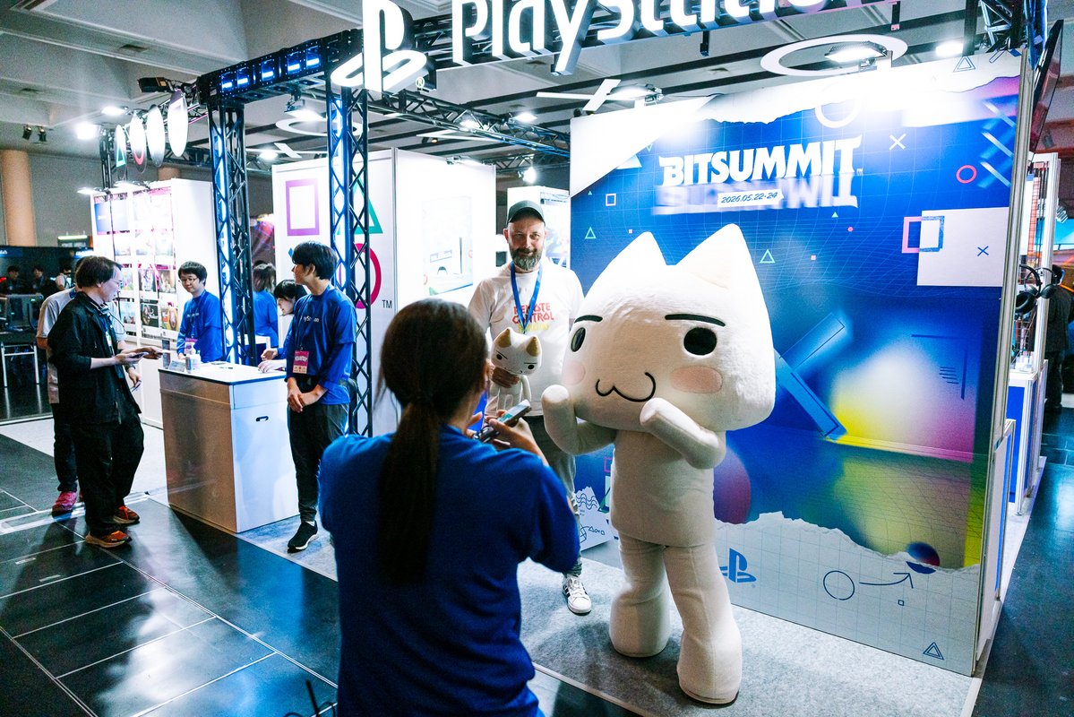 BitSummitJP's tweet photo. 明日はみんなでもっと盛り上がりましょうー！✨
#BitSummit https://t.co/tZE8sByvNH