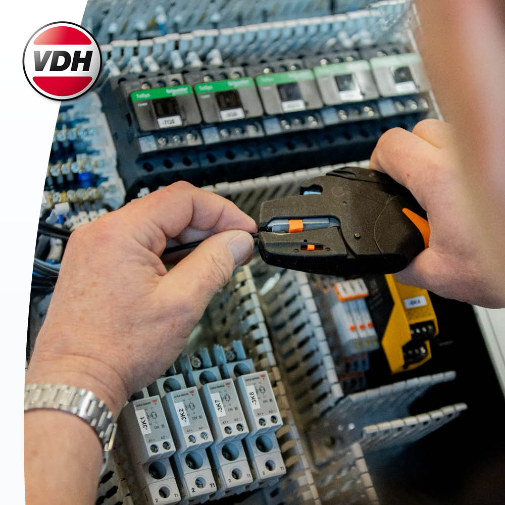 VDHproducts's tweet photo. A peek inside our panel building workshop. Neat wiring isn't just nice to look at. It means faster start-up, easier fault finding, safer maintenance, and longer component life. Every panel built and tested under one roof in the Netherlands.
#PanelBuilding #CustomMade #VDHProducts https://t.co/q31jFwAftx