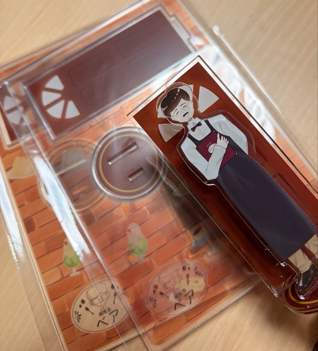 hureru_'s tweet photo. 初アクスタ制作✨️(卒業制作の作品)
もっとグッズ作りたいな… https://t.co/6pf9TEZtJs