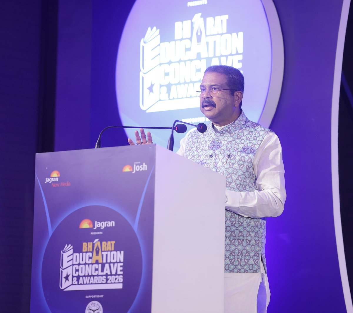 Dharmendra Pradhan tweet media