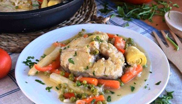 alcachofa_es's tweet photo. 👨🍳 Cómo preparar paso a paso una merluza a la jardinera de la mano de @COCINERAYMADRE (la receta incluye alcachofas)
https://t.co/YfGHELvLFx
¿Te animas a prepararla?
#recetasdecocina #merluza #alcachofas https://t.co/cIlK0U4yoX