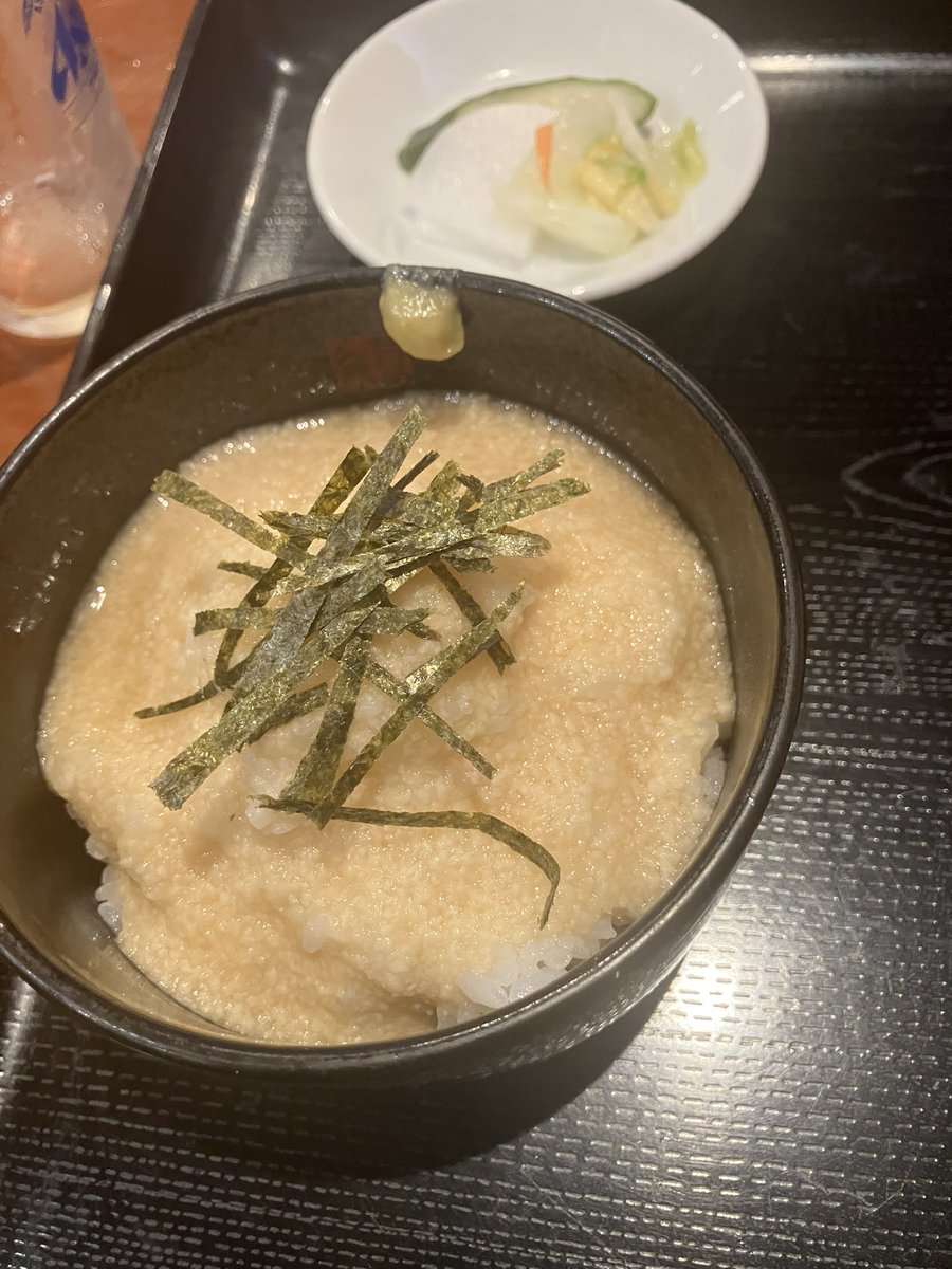 えびす tweet media