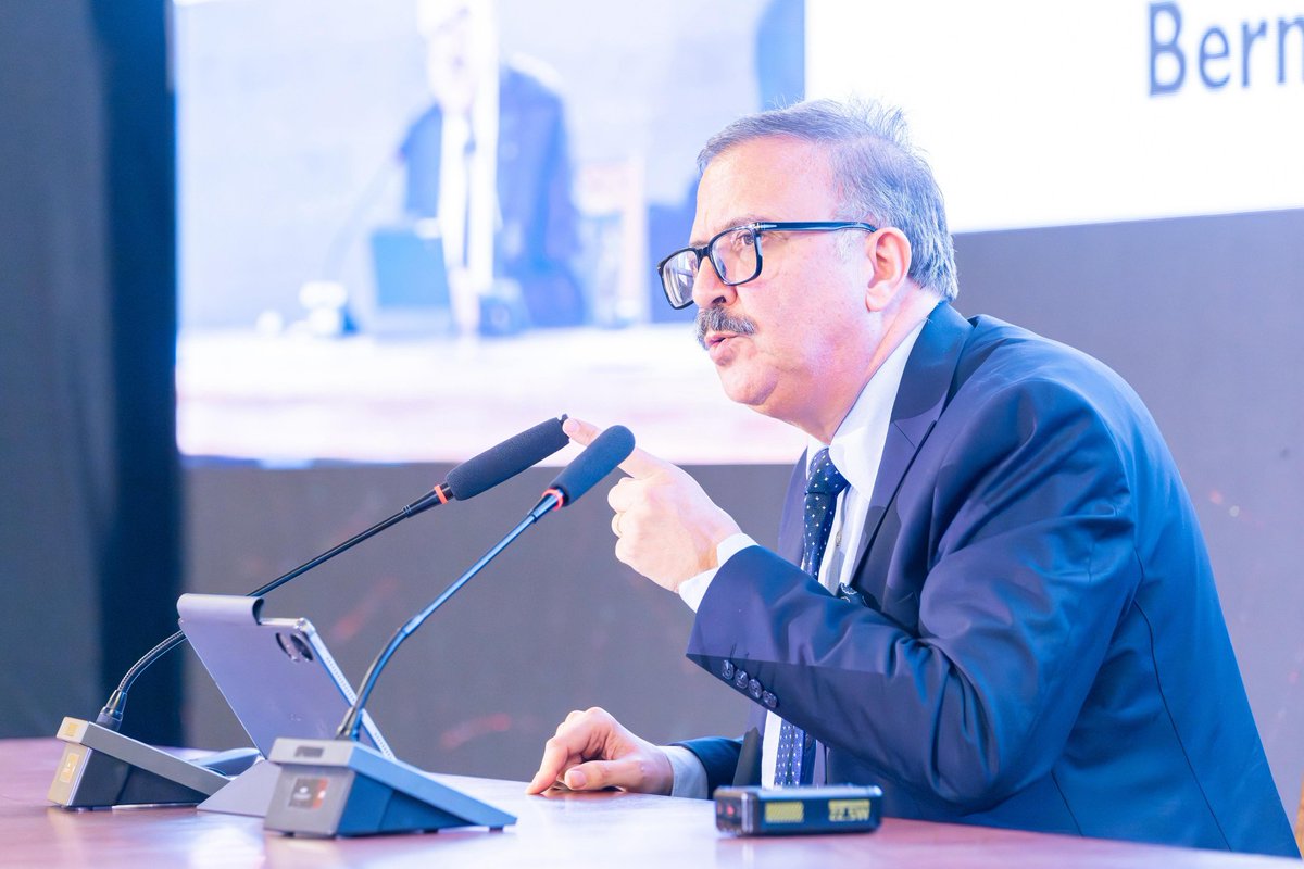 إمارة منطقة عسير tweet media