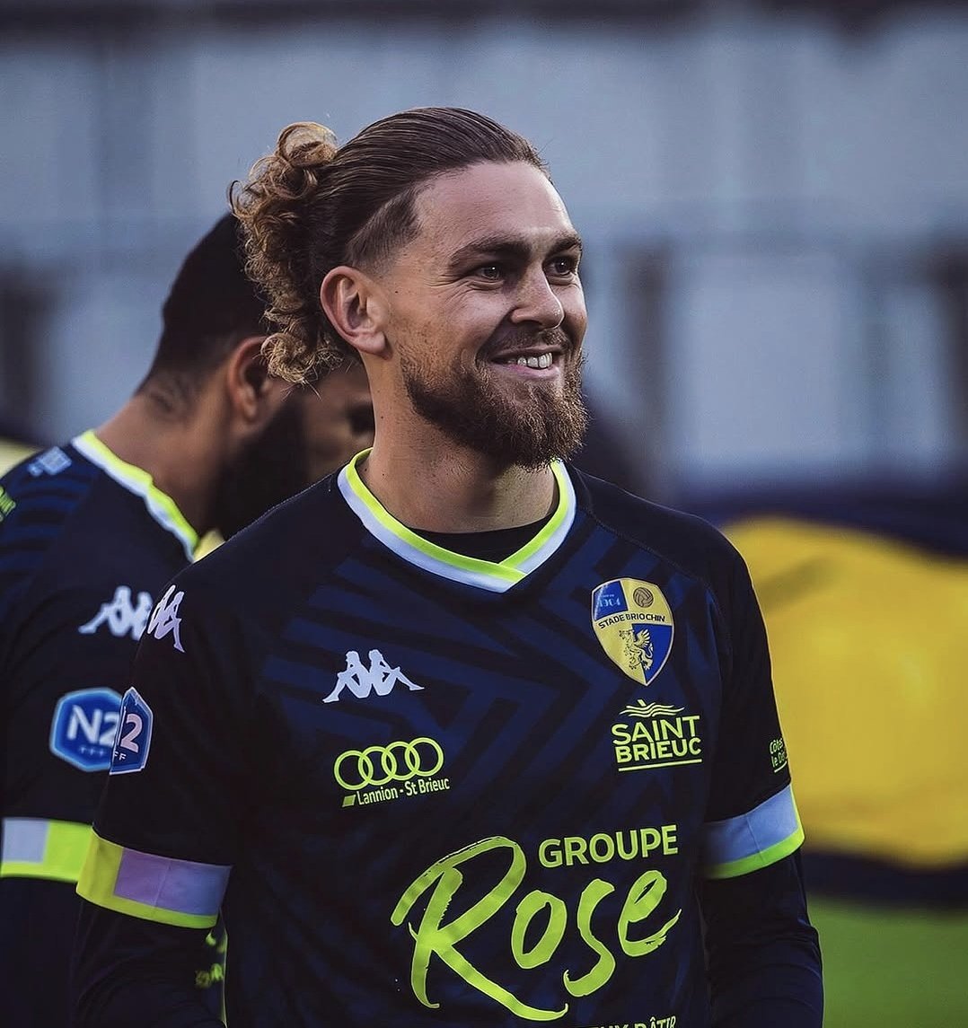 Santi Aouna tweet media
