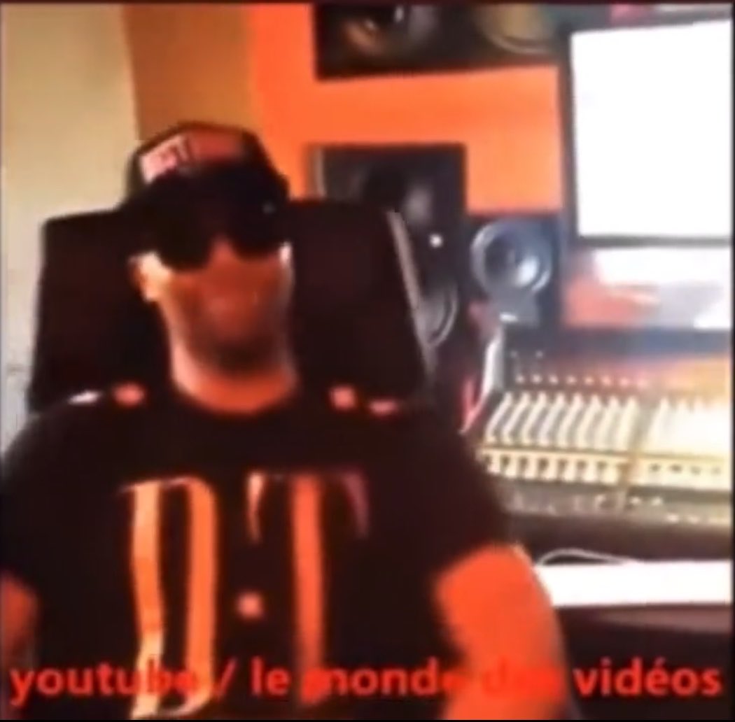 Hdrhld's tweet photo. @Mezinke La rafleuze tu rappe bien https://t.co/8SackMEjNg